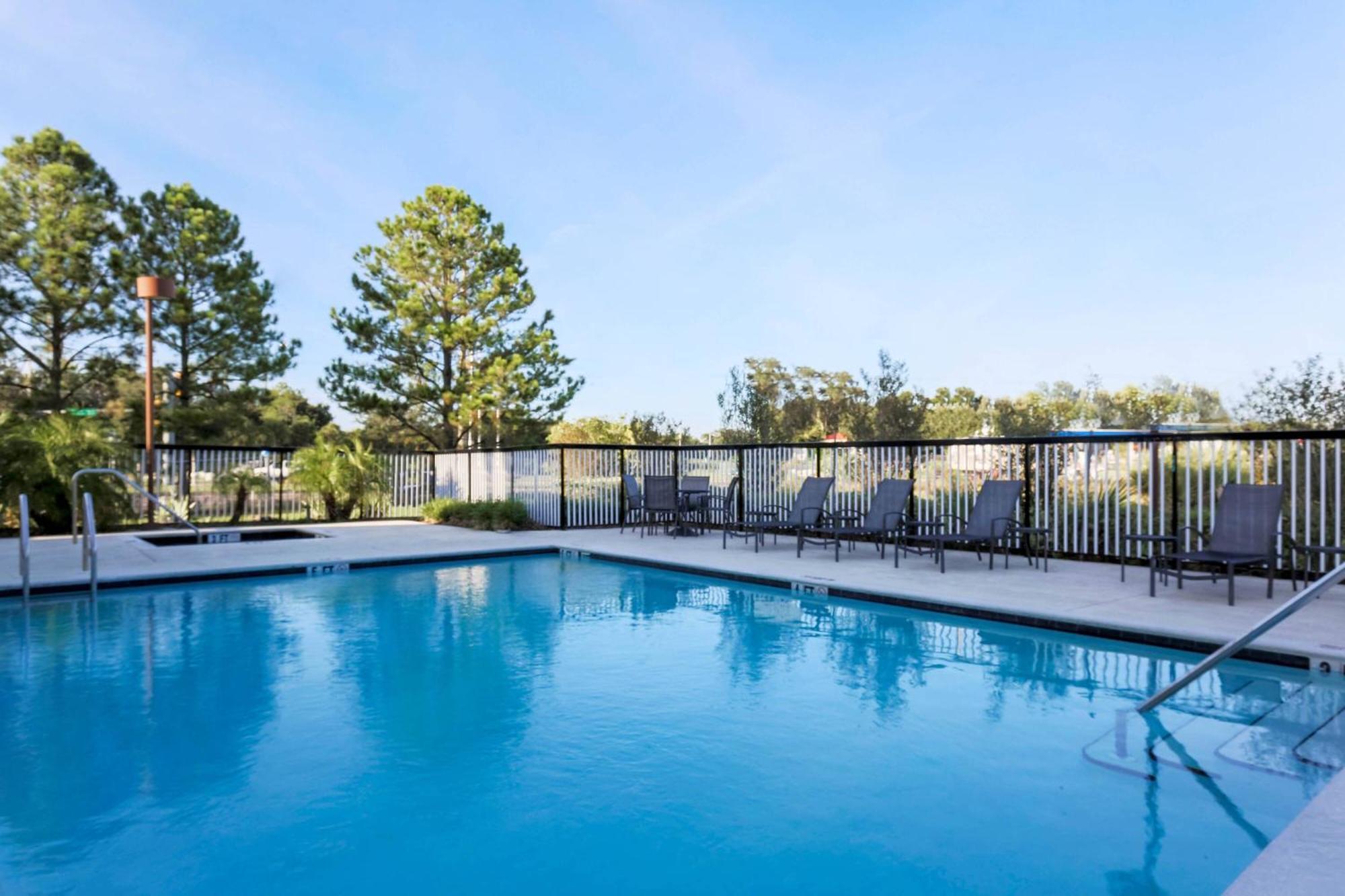 Fairfield Inn & Suites Tampa Fairgrounds/Casino Orient Park Exterior photo